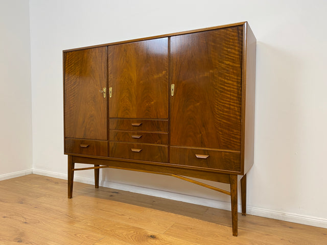 WMK # Hochwertiges & sehr gut erhaltenes skandinavisches Mid-Century Highboard aus vollem Holz mit Schubladen & formschönen Holzgriffen # Schrank Sideboard Wäscheschrank Wohnzimmerschrank Vintage 60er