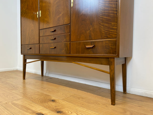 WMK # Hochwertiges & sehr gut erhaltenes skandinavisches Mid-Century Highboard aus vollem Holz mit Schubladen & formschönen Holzgriffen # Schrank Sideboard Wäscheschrank Wohnzimmerschrank Vintage 60er