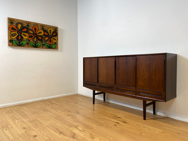 WMK I Hochwertiges skandinavisches Mid-Century Highboard in edlem Palisander mit Schubladen, Schiebetüren & Bar I Schrank Anrichte Sideboard Barkommode Barschrank Danish Design Vintage 60er Rosewood