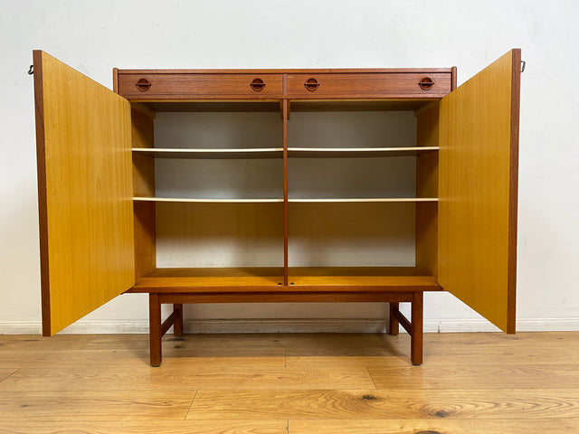 WMK I Stilvolles skandinavisches Teakholz Designer Sideboard I Tage Olofsson für Ulferts I Kommode Schrank Anrichte Highboard Schuhschrank Danish Design Vintage Mid-Century Teak Berlin Hamburg Köln