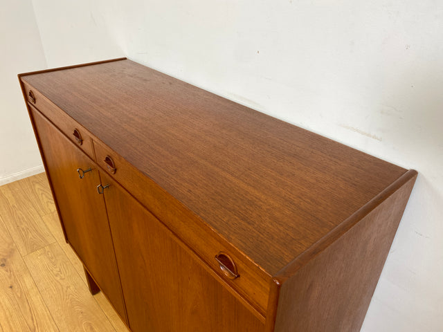 WMK I Stilvolles skandinavisches Teakholz Designer Sideboard I Tage Olofsson für Ulferts I Kommode Schrank Anrichte Highboard Schuhschrank Danish Design Vintage Mid-Century Teak Berlin Hamburg Köln