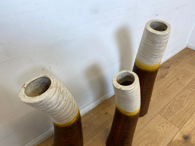 WMK I Einzigartiges skulpturales Keramik Ensemble aus 3 handgeformten großen Bodenvasen aus 70er Jahren I Vasen Skulptur Kunst Studio Dekoration Steinzeug Lava Vintage Retro I Berlin Dresden Hannover