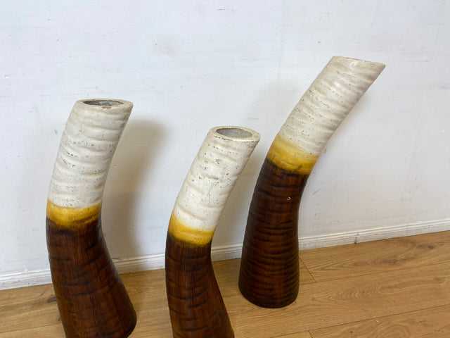 WMK I Einzigartiges skulpturales Keramik Ensemble aus 3 handgeformten großen Bodenvasen aus 70er Jahren I Vasen Skulptur Kunst Studio Dekoration Steinzeug Lava Vintage Retro I Berlin Dresden Hannover