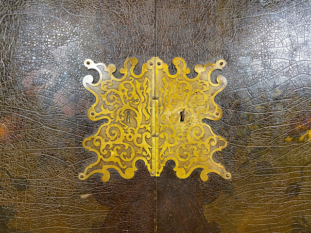 WMK I Das Highlight! Prunkvoller venezianischer antiker Schrank , um 1880, handbemalter Aufsatz auf geschnitzter vergoldeter Konsole mit Putti & Akanthus I Cabinet Bar Anrichte Kommode Chinois Barock