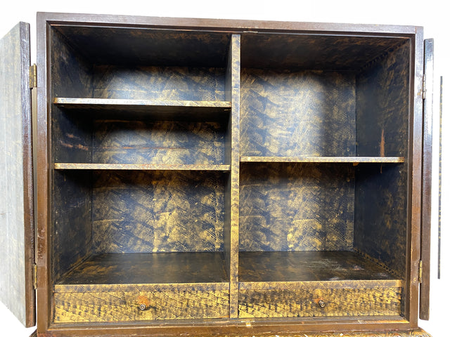 WMK I Das Highlight! Prunkvoller venezianischer antiker Schrank , um 1880, handbemalter Aufsatz auf geschnitzter vergoldeter Konsole mit Putti & Akanthus I Cabinet Bar Anrichte Kommode Chinois Barock