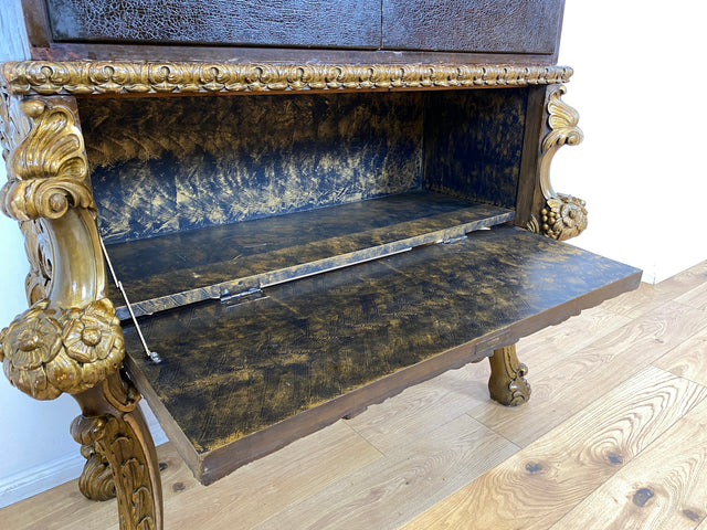 WMK I Das Highlight! Prunkvoller venezianischer antiker Schrank , um 1880, handbemalter Aufsatz auf geschnitzter vergoldeter Konsole mit Putti & Akanthus I Cabinet Bar Anrichte Kommode Chinois Barock