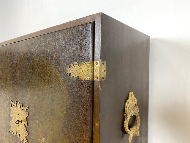 WMK I Das Highlight! Prunkvoller venezianischer antiker Schrank , um 1880, handbemalter Aufsatz auf geschnitzter vergoldeter Konsole mit Putti & Akanthus I Cabinet Bar Anrichte Kommode Chinois Barock