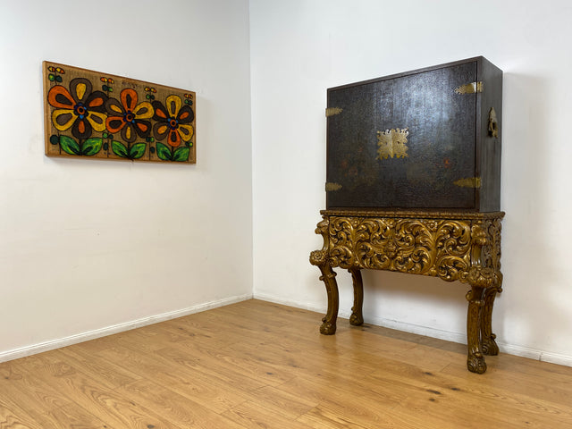 WMK I Das Highlight! Prunkvoller venezianischer antiker Schrank , um 1880, handbemalter Aufsatz auf geschnitzter vergoldeter Konsole mit Putti & Akanthus I Cabinet Bar Anrichte Kommode Chinois Barock