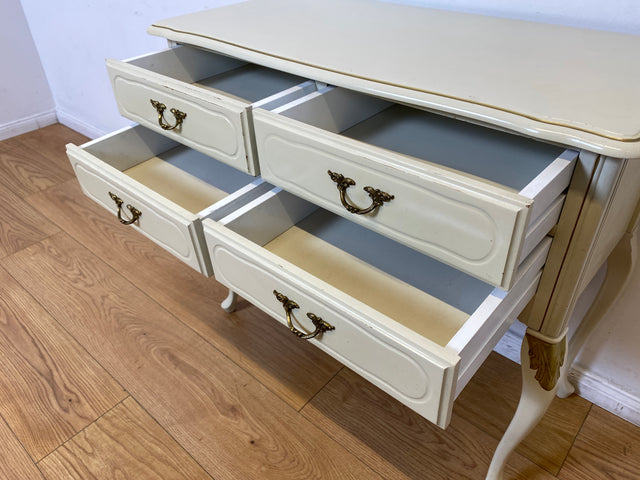 WMK I Versand 85€ I Charmante weiße Chippendale Kommode mit Schubladen & edlen Messingbeschlägen I Sideboard Schubladenkommode Flurkommode Wäschekommode Vintage Barock Rokoko Berlin Jena Bamberg