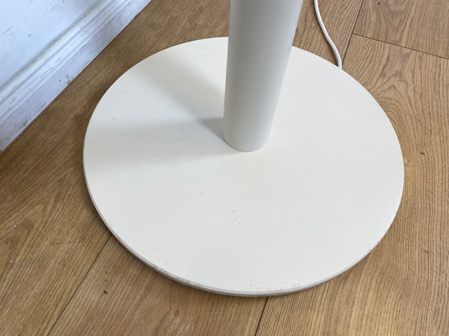 WMK I Design Award Gewinner aus 1988 I Hochwertige weiße Vintage Designer Standleuchte IBS 236 von Waldmann aus Metall I Steh Leuchte Lampe Deckenfluter Wohnzimmerlampe Vintage Space Age 80er Berlin