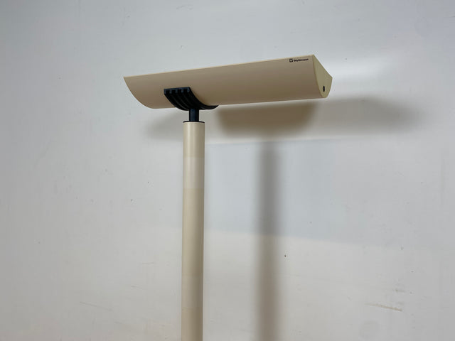 WMK I Design Award Gewinner aus 1988 I Hochwertige weiße Vintage Designer Standleuchte IBS 236 von Waldmann aus Metall I Steh Leuchte Lampe Deckenfluter Wohnzimmerlampe Vintage Space Age 80er Berlin