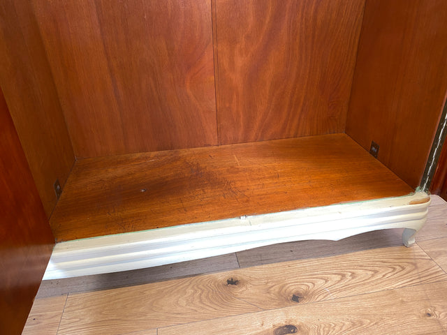 WMK I Wunderschöner weißer 1930er Jahre Kleiderschrank aus vollem Holz mit Schubladen I Schrank Schlafzimmerschrank Wäscheschrank Schlafzimmer Chippendale Art Deco Antik Vintage Berlin Dresden Bayern