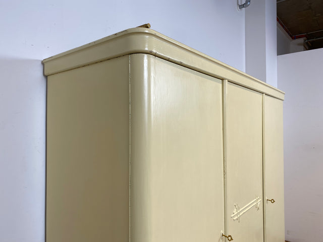 WMK I Wunderschöner weißer 1930er Jahre Kleiderschrank aus vollem Holz mit Schubladen I Schrank Schlafzimmerschrank Wäscheschrank Schlafzimmer Chippendale Art Deco Antik Vintage Berlin Dresden Bayern