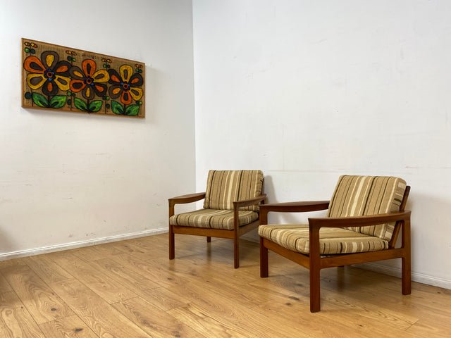 WMK I 1/2 Stilvoller skandinavischer Mid-Century Sessel von Komfort mit gestreiftem beigem Originalbezug & Teakholz Rahmen