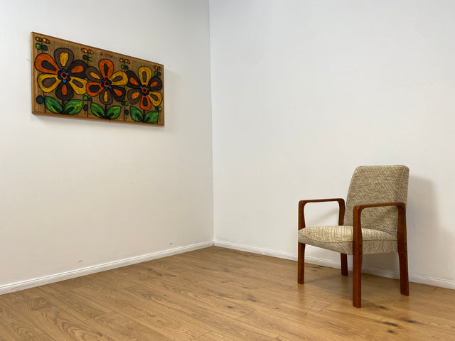 WMK # 1/3 Formschöner, bequemer & sehr gut erhaltener Mid-Century Sessel mit hellem Originalbezug & Teakholz Rahmen # Stuhl Sessel Lesesessel Armchair Armlehnsessel Schreibtischstuhl Vintage 60er 70er